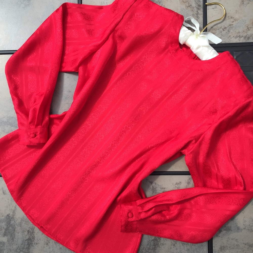 Worthington Petite • Red Long Sleeve Blouse Top - Picture 3 of 6